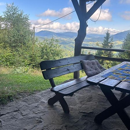 Gosciniec Pod Lubomirem Acomodação com café da manhã Weglowka  Exterior foto